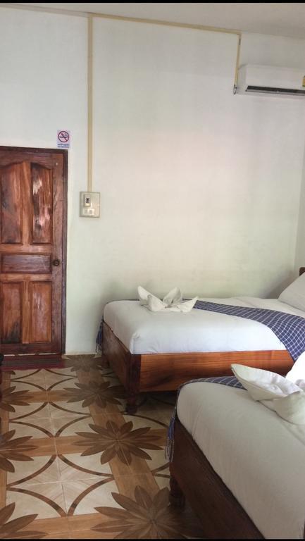 Phonemany Guesthouse MuangMuangpakbeng Kültér fotó