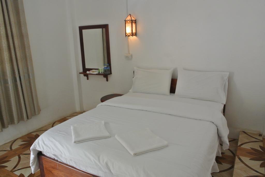 Phonemany Guesthouse MuangMuangpakbeng Kültér fotó