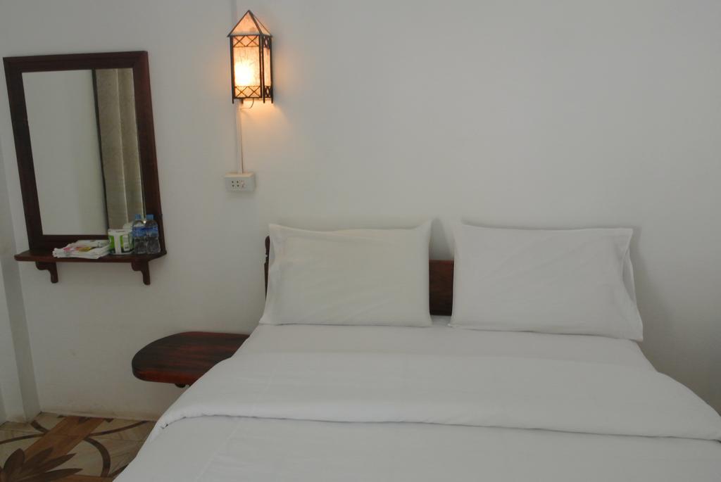 Phonemany Guesthouse MuangMuangpakbeng Kültér fotó