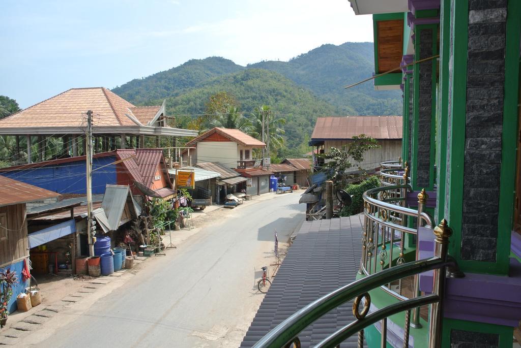 Phonemany Guesthouse MuangMuangpakbeng Kültér fotó